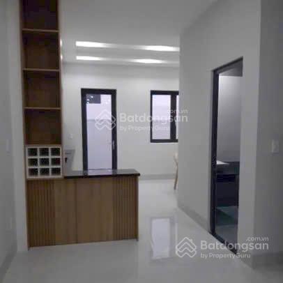 Nhà phố 2 tầng view công viên sổ hồng sẳn