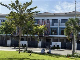 Nhà 3 tầng hàng tiến độ giá tốt tại suncasa central