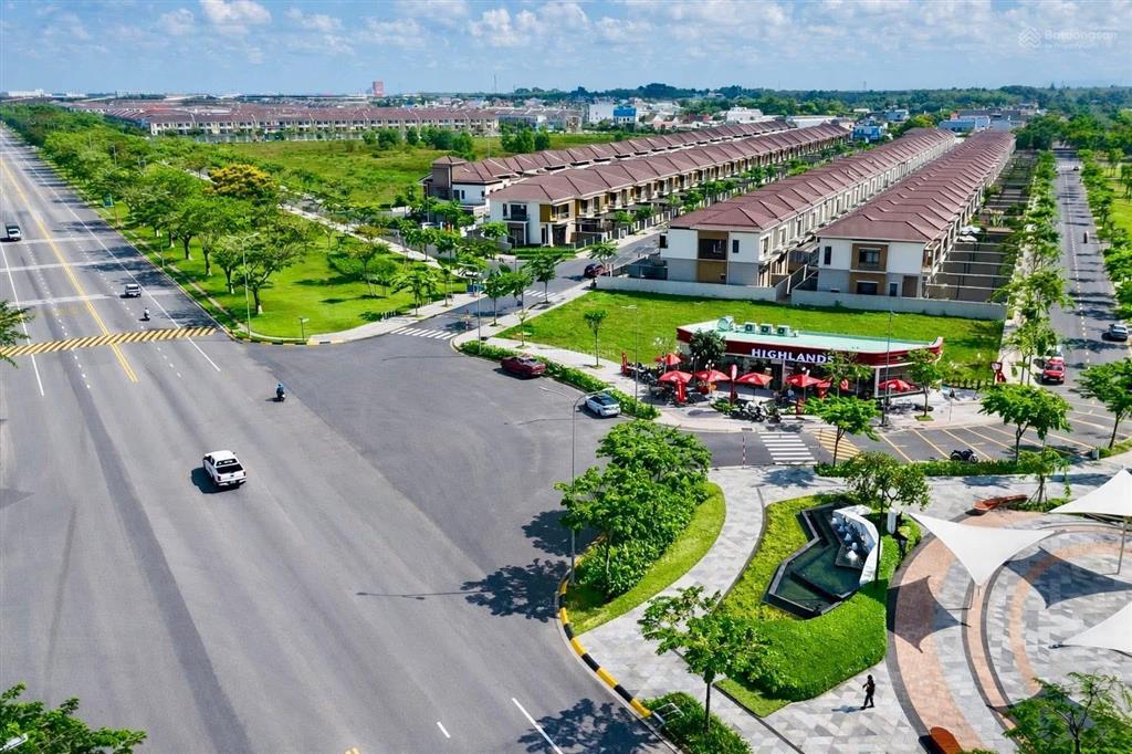 Shopviilla đối diện cụm tmdv 5.2ha tại suncasa central