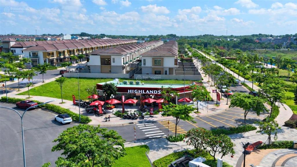 Shopviilla đối diện cụm tmdv 5.2ha tại suncasa central