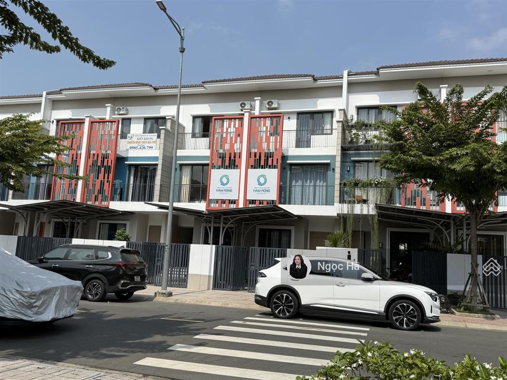 Nhà 3 tầng tiến độ giá tốt nhất tại suncasa central