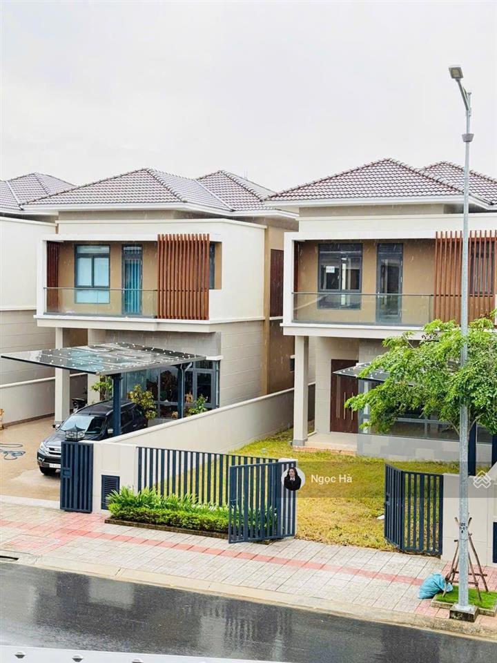 Biệt thự đơn lập 250m2 chỉ 6ty7