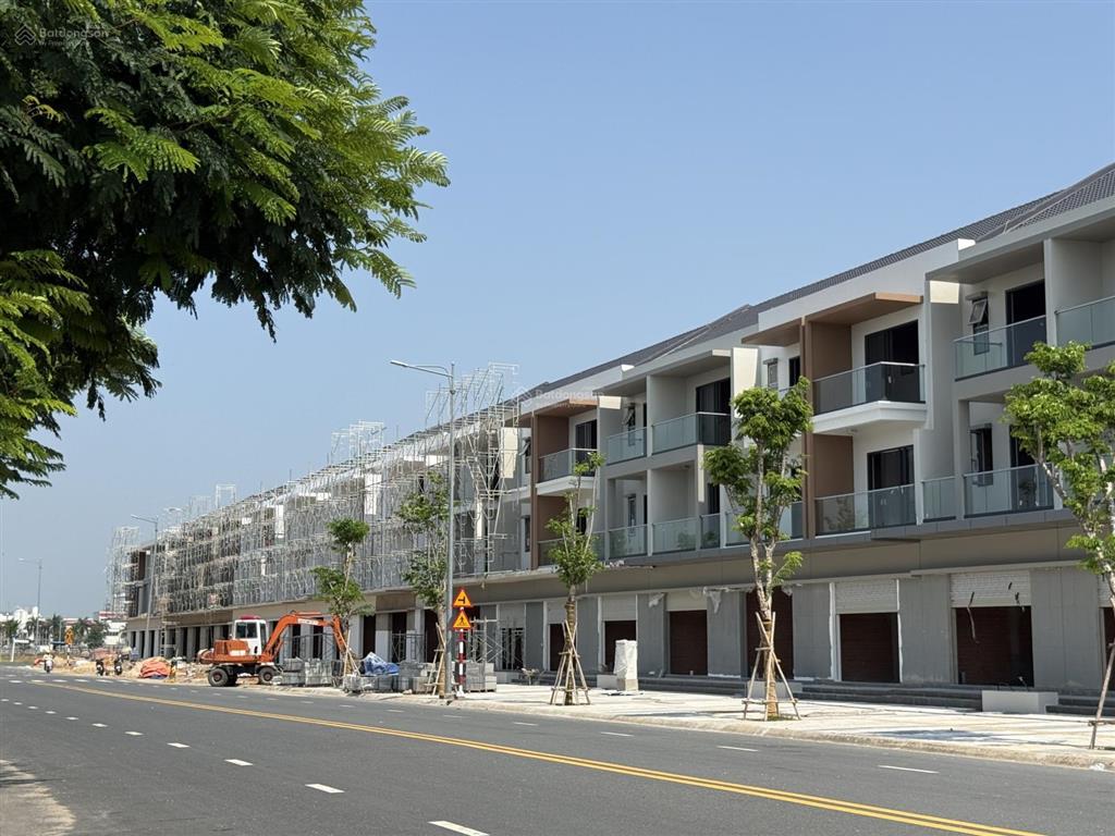 Shophouse suncasa square nhận nhà ngay