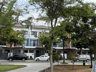 Ngộp nhà phố 3 tầng tại suncasa central chỉ 3ty150