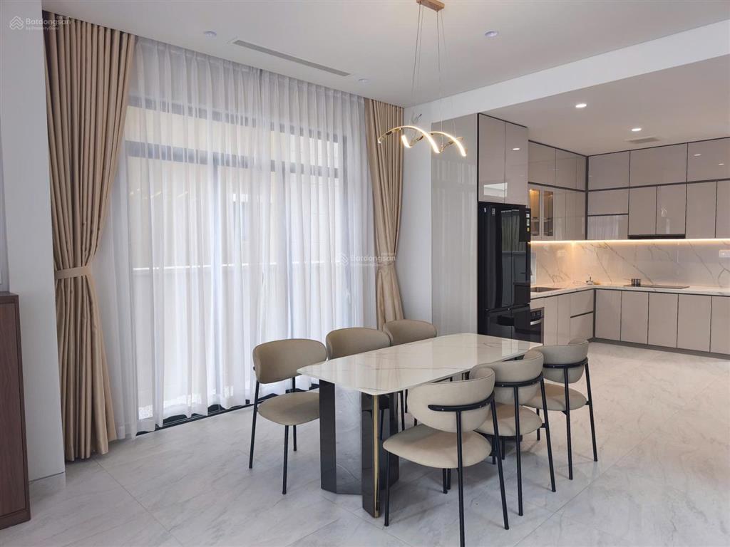 Biệt thự đơn lập 250m2 tại suncasa giá hot