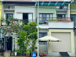 Kẹt tiền bán gấp liền kề vườn oasis city