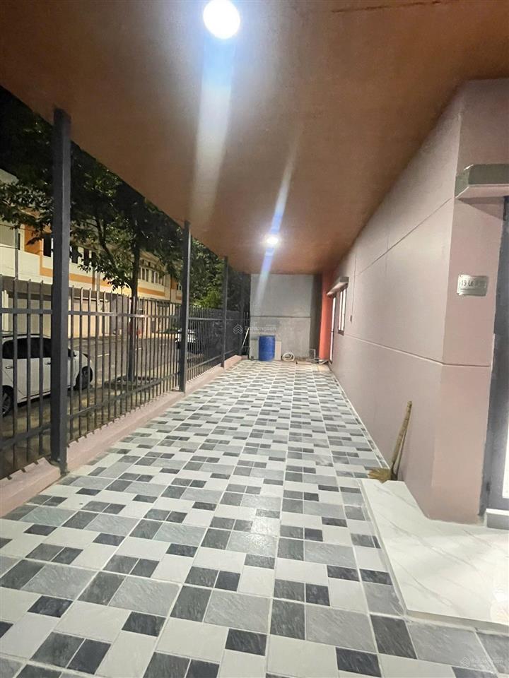 Bán căn góc sẵn hợp đồng thuê tại oasis city
