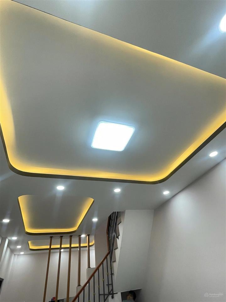 Bán căn góc sẵn hợp đồng thuê tại oasis city