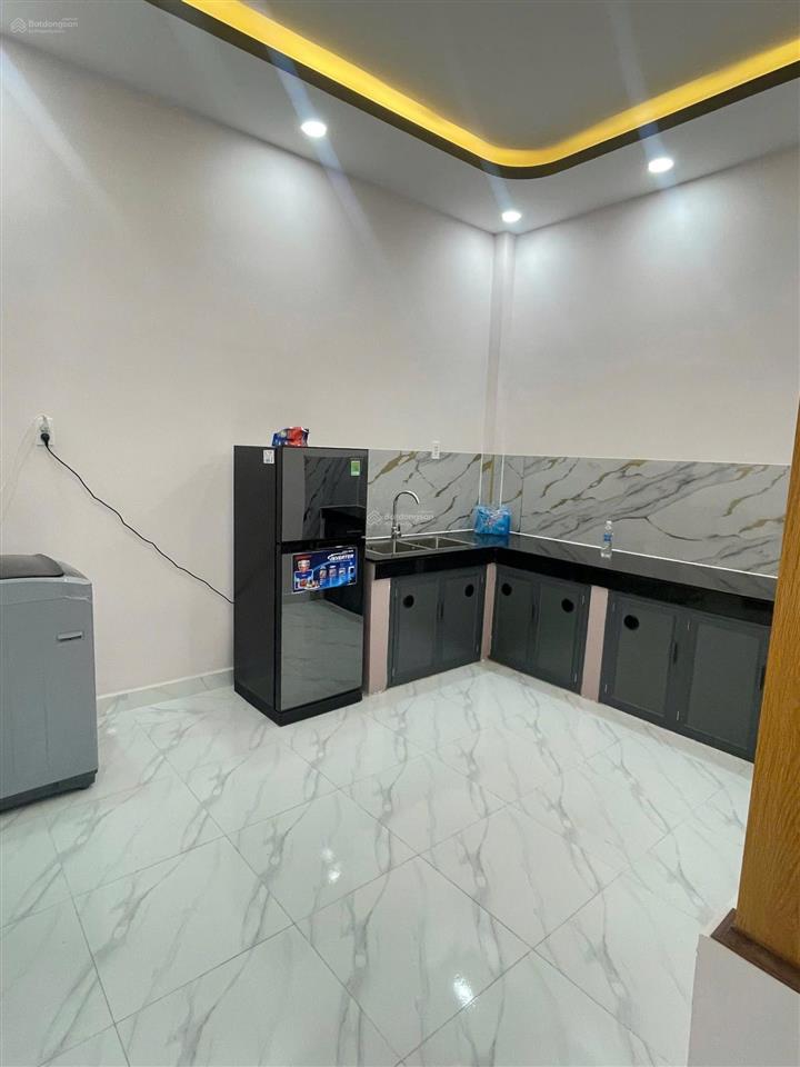 Bán căn góc sẵn hợp đồng thuê tại oasis city