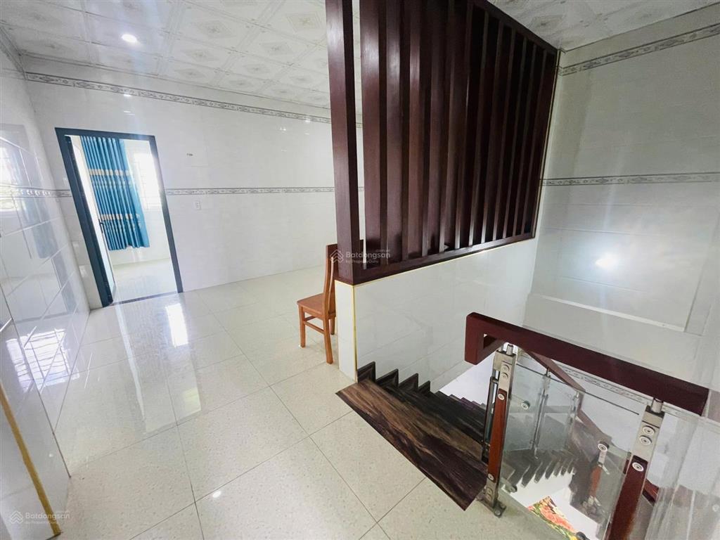Bán shophouse 3 tầng full nội thất tại oasis city
