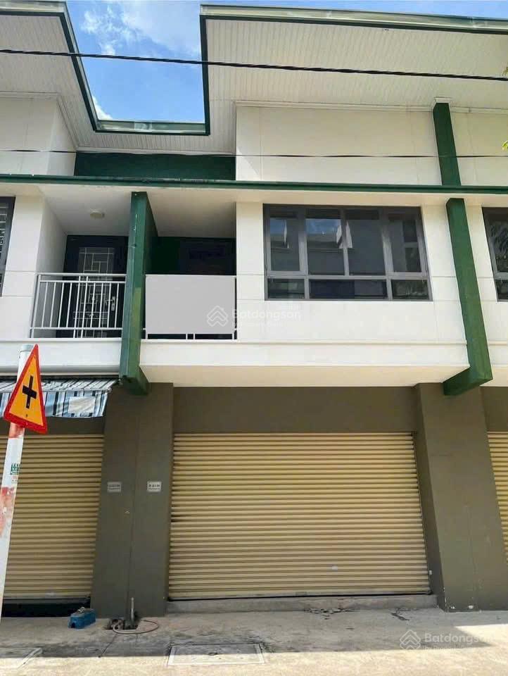 Bán shophouse oasis sổ sẵn thanh toán 5600tr nhận nhà