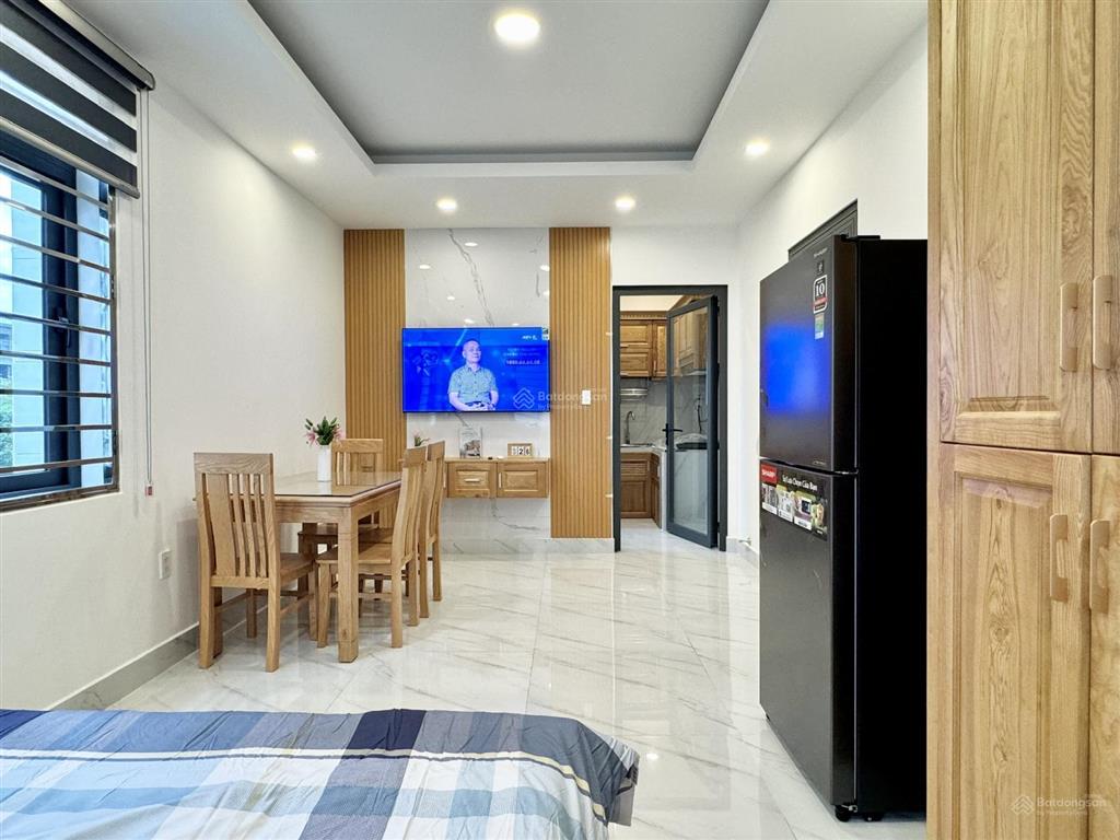 Cho thuê phòng 40m2 full nội thất tại cát lái, quận 2