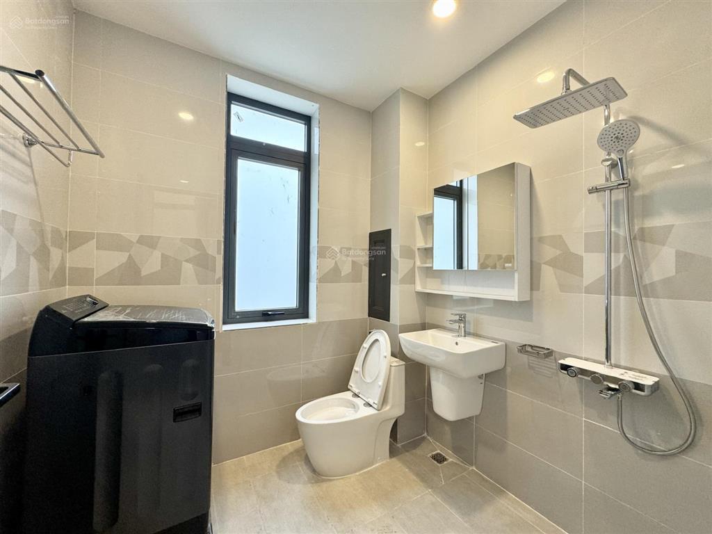 Cho thuê phòng 40m2 full nội thất tại cát lái, quận 2