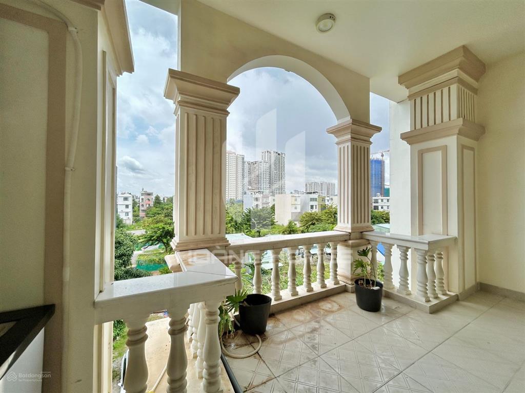 Trống căn full nt ban công 1pn ngay lakeview city, quận 2