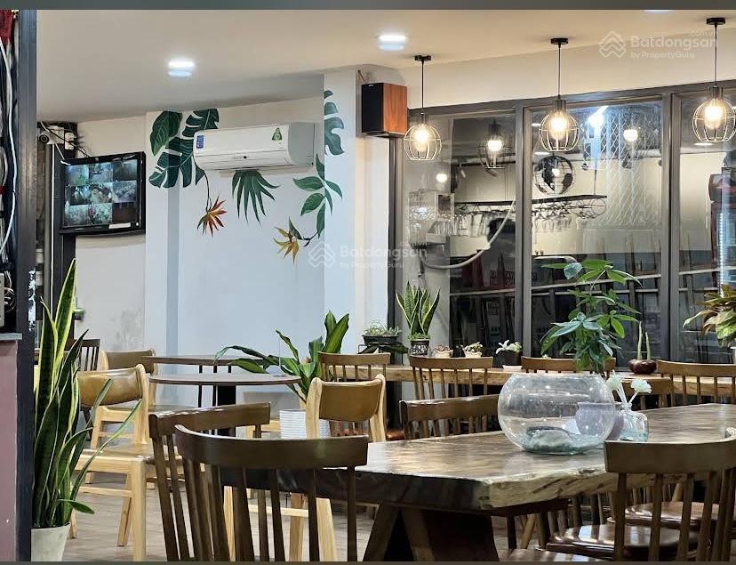 Sang quán cafe căn góc 12x28m nguyễn văn quá  quận 12, gần rạp phim galaxy và trung cấp bách khoa