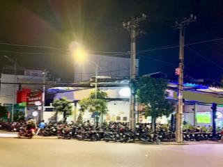 Sang quán cafe 15x16m căn góc 2 mặt tiền trần thị năm  quận 12, doanh thu cao, lợi nhuận ổn định
