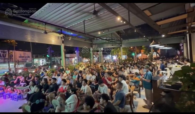 Sang quán cafe 15x16m căn góc 2 mặt tiền trần thị năm  quận 12, doanh thu cao, lợi nhuận ổn định