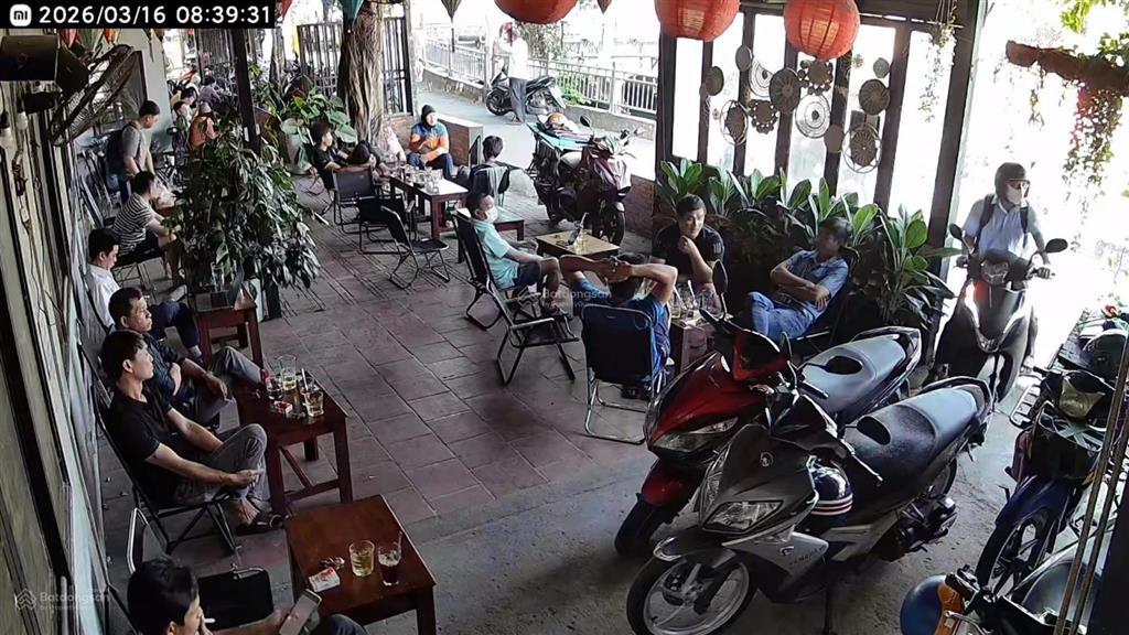 Sang quán cafe 10x35 căn góc đường thạnh lộc 41, quận 12, mặt bằng 27tr, doanh thu 4,15,5tr/ngày