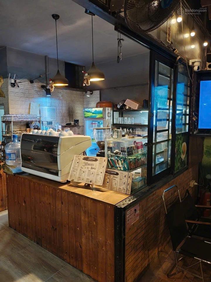 Sang quán cafe 10x35 căn góc đường thạnh lộc 41, quận 12, mặt bằng 27tr, doanh thu 4,15,5tr/ngày