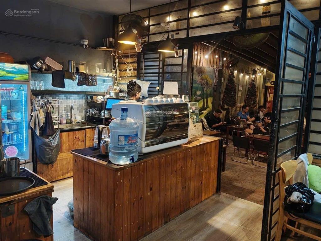 Sang quán cafe 10x35 căn góc đường thạnh lộc 41, quận 12, mặt bằng 27tr, doanh thu 4,15,5tr/ngày