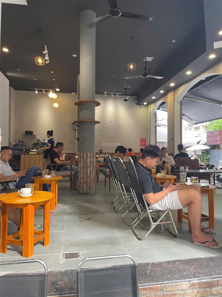 Sang nhượng quán cafe căn góc 9x9 trương hoàng thanhkhu dân cư k300tân bình, mặt bằng chỉ 18tr