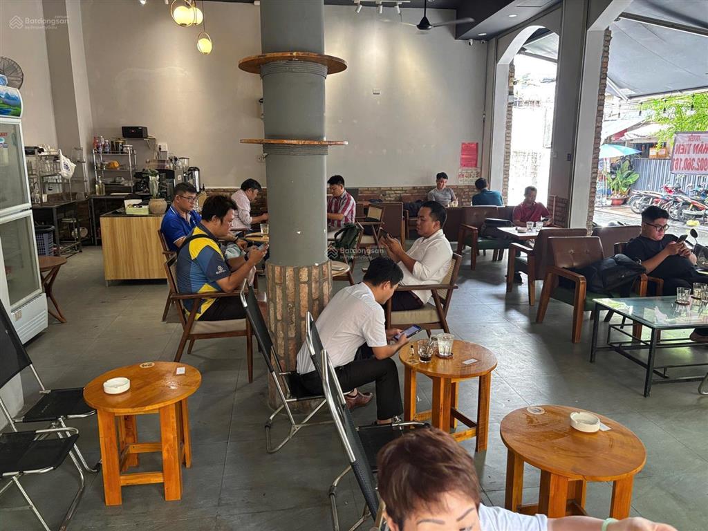 Sang nhượng quán cafe căn góc 9x9 trương hoàng thanhkhu dân cư k300tân bình, mặt bằng chỉ 18tr