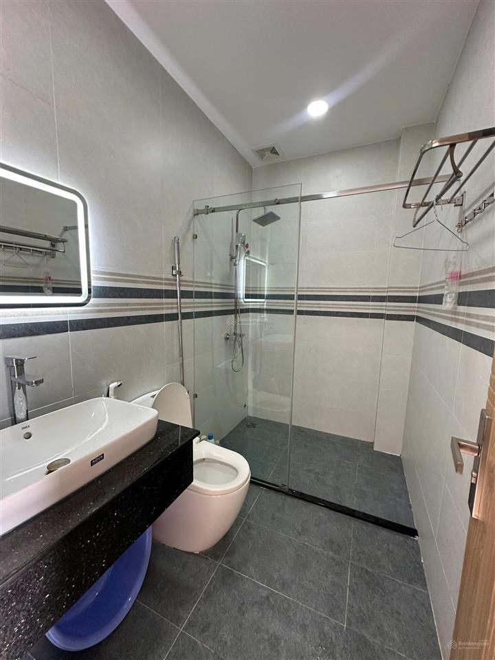 Bán nhà hẻm nhựa xe tải phạm đăng giảngbình tân, nhà chưa qua đầu tư, 4 tầng công năng 3pn3wc