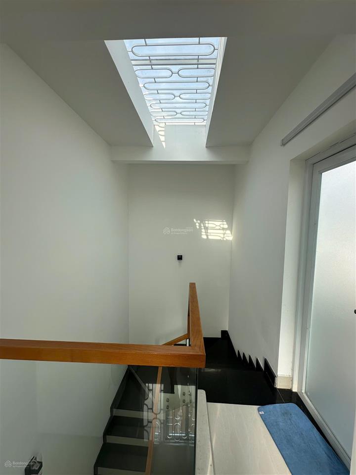 Bán nhà hẻm nhựa xe tải phạm đăng giảngbình tân, nhà chưa qua đầu tư, 4 tầng công năng 3pn3wc
