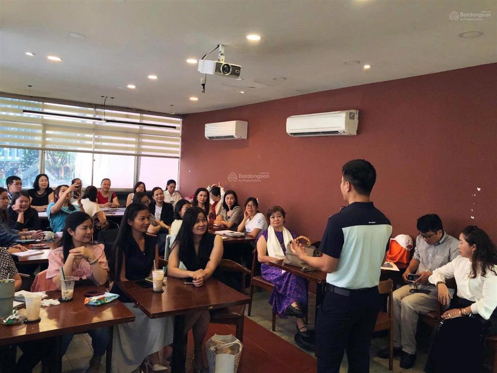 Sang quán cafe máy lạnh 24h mặt tiền ngang 16m út tịch, tân bình, lợi nhuận 70100tr/tháng