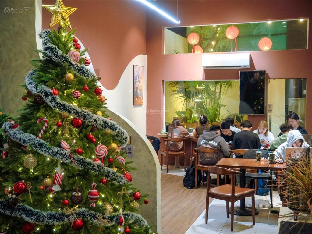 Sang quán cafe máy lạnh 24h mặt tiền ngang 16m út tịch, tân bình, lợi nhuận 70100tr/tháng