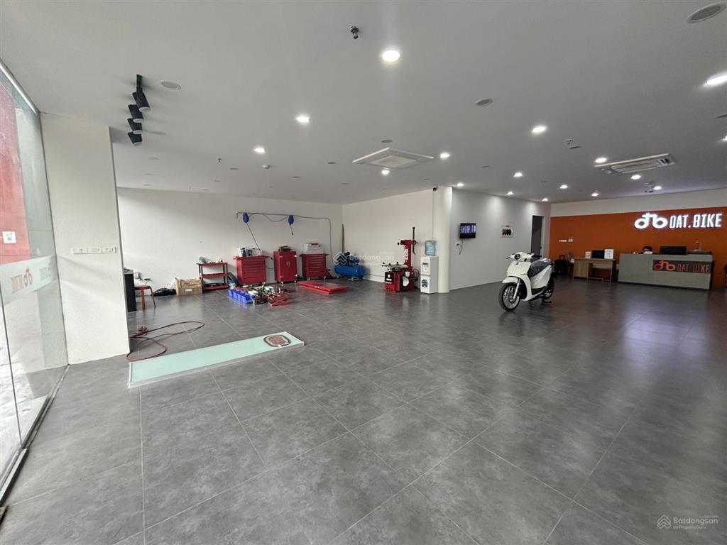 Cho thuê nhà mặt phố cầu diễn  nam từ liêm  225m2  mt 15m  hợp showroom  store   0396 835 ***