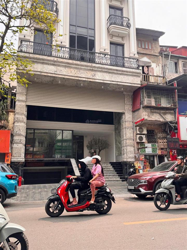 Cho thuê nhà mặt phố tô hiến thành  hai bà trưng  220m2  cho thuê t1+2   0396 835 ***