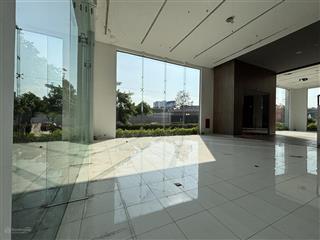 Cho thuê nhà mặt phố lê văn lương  thanh xuân  700m2  mặt tiền 15m  alo 0396 835 ***