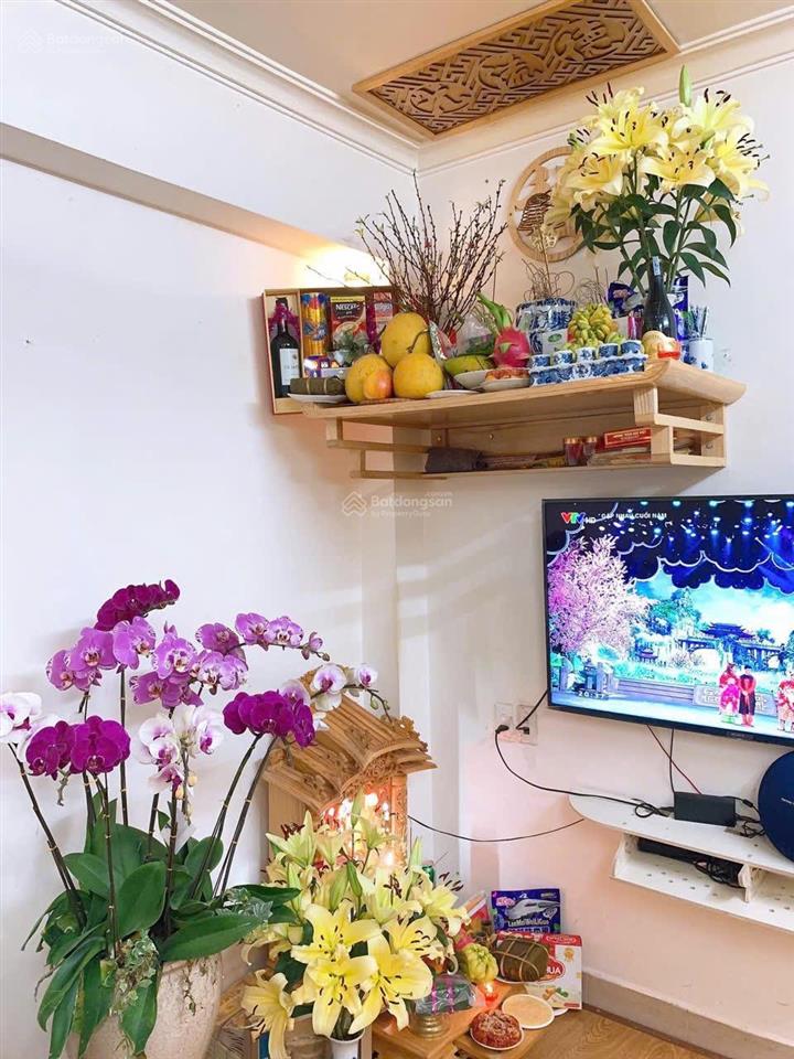 Căn hộ tập thể rẻ nhất khu vực đường giải phóng  80m2/ 2pn 2wc  ô tô chạy vòng quanh toà  4,1 tỷ