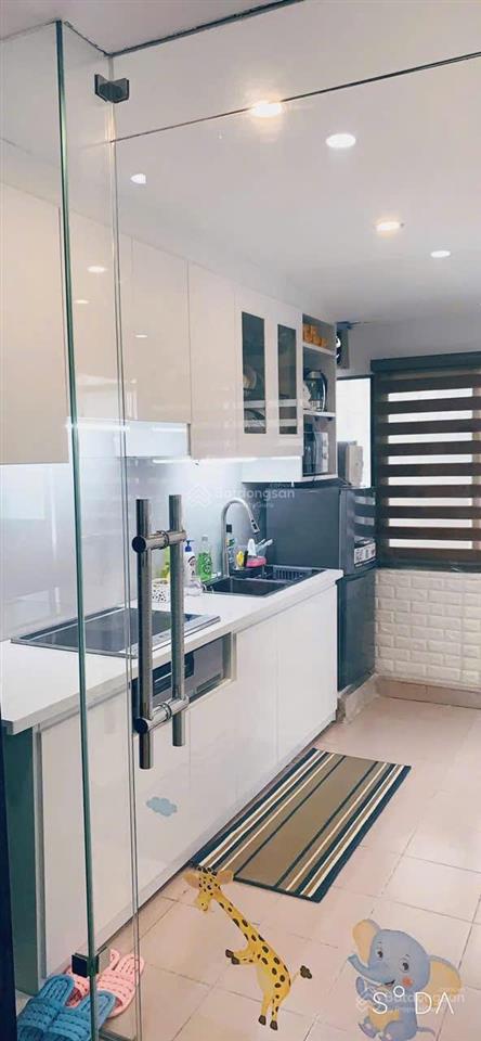 Căn hộ tập thể rẻ nhất khu vực đường giải phóng  80m2/ 2pn 2wc  ô tô chạy vòng quanh toà  4,1 tỷ