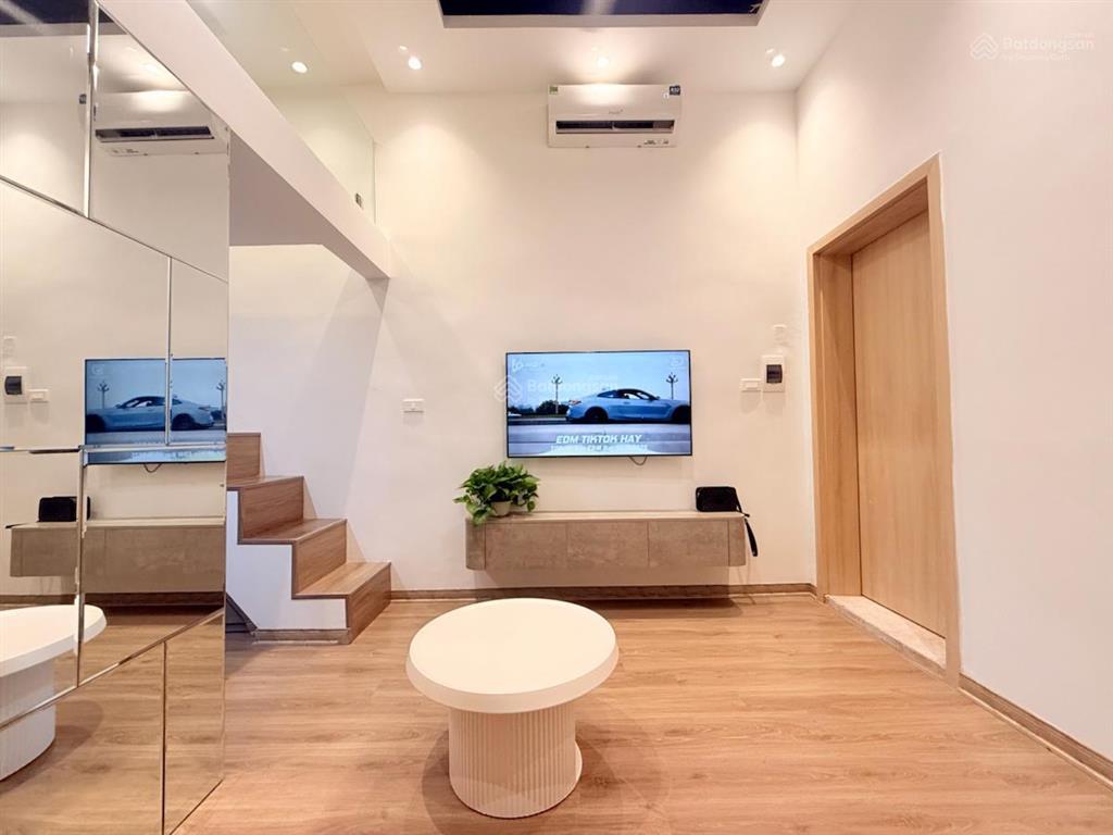 Chính chủ cho thuê căn hộ tập thể ngõ 133 nguyễn trãi, ô tô đỗ 45m2x 2pn full nội thất, ở ngay, 7tr