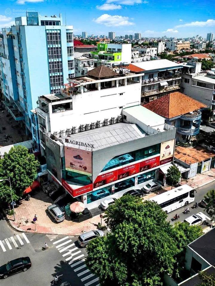 Góc 2 mặt tiền thương hiệu đẹp, ngang 14 mét, 3 tầng, hợp đồng thuê 140 triệu/tháng, giá 55 tỷ