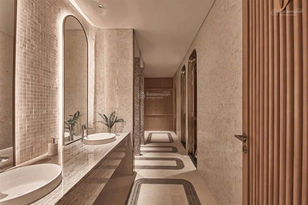 Khách sạn 5 sao vip nhất mặt tiền lý tự trọng 21x20m 2 hầm 11 tầng99 phòng ngay chợ bến thành!