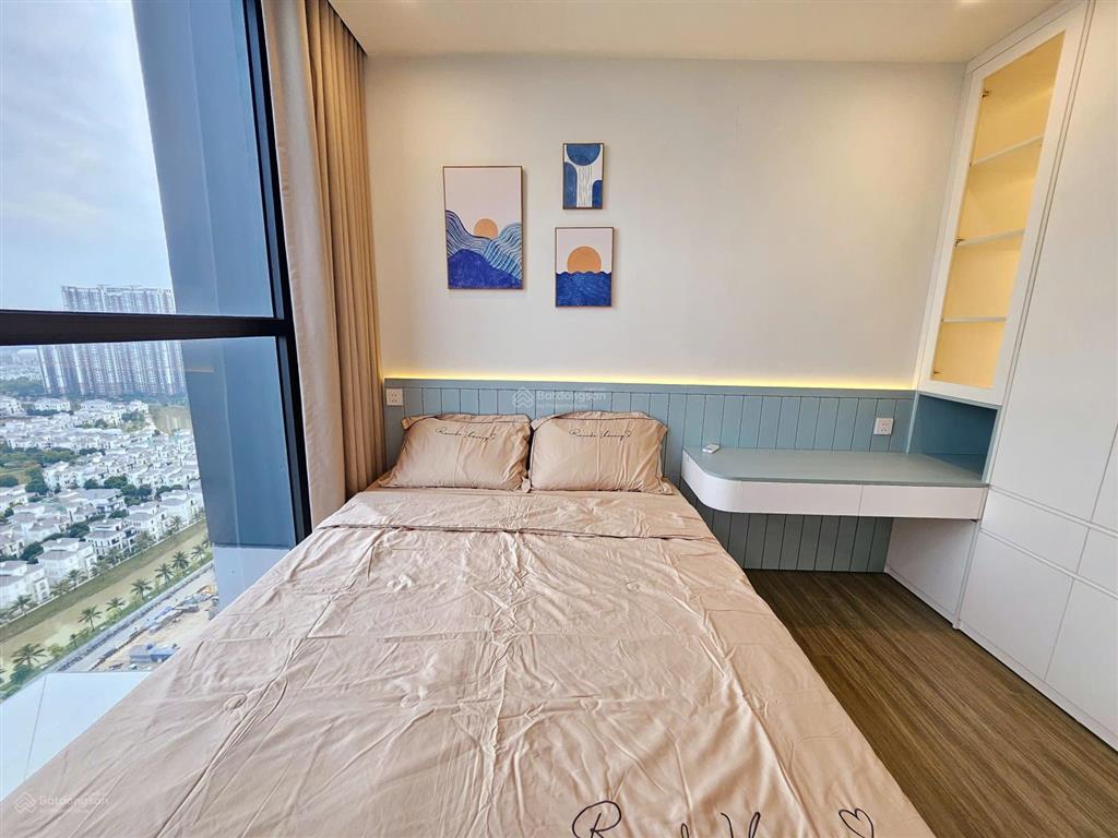 Chủ gửi bán căn 2pn 2wc pavilion, full đồ, view hồ, giá tham khảo tốt trong khu vực