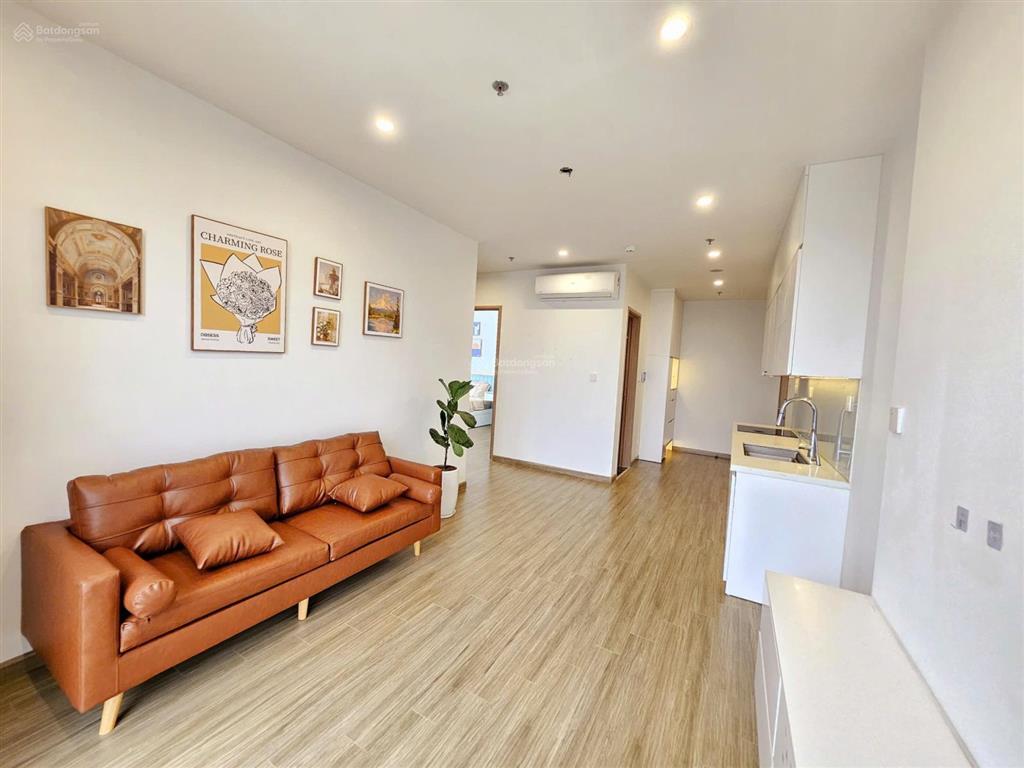 Chủ gửi bán căn 2pn 2wc pavilion, full đồ, view hồ, giá tham khảo tốt trong khu vực