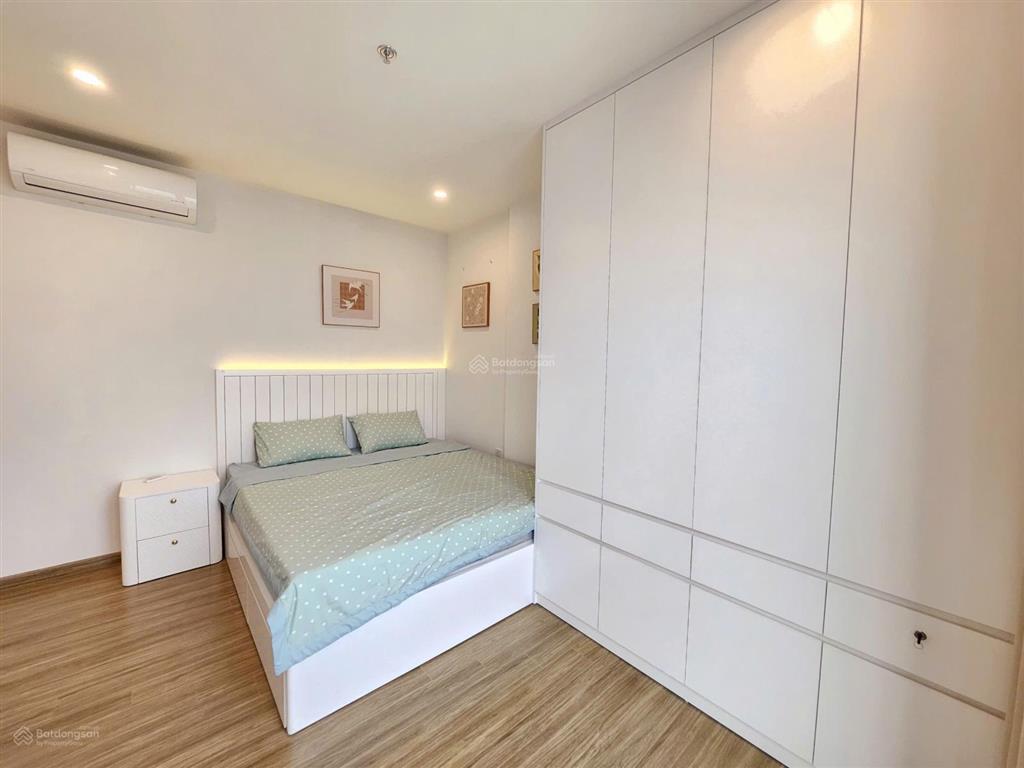 Chủ gửi bán căn 2pn 2wc pavilion, full đồ, view hồ, giá tham khảo tốt trong khu vực
