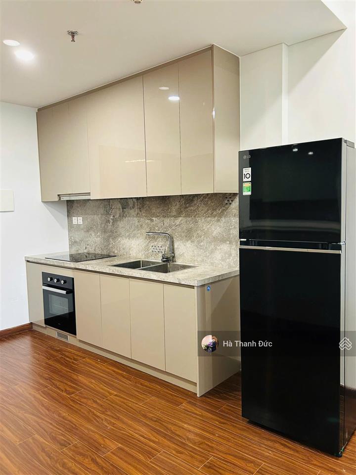 Chính chủ bán căn 2n2wc 63m2 masteri waterfront giá cực tốt
