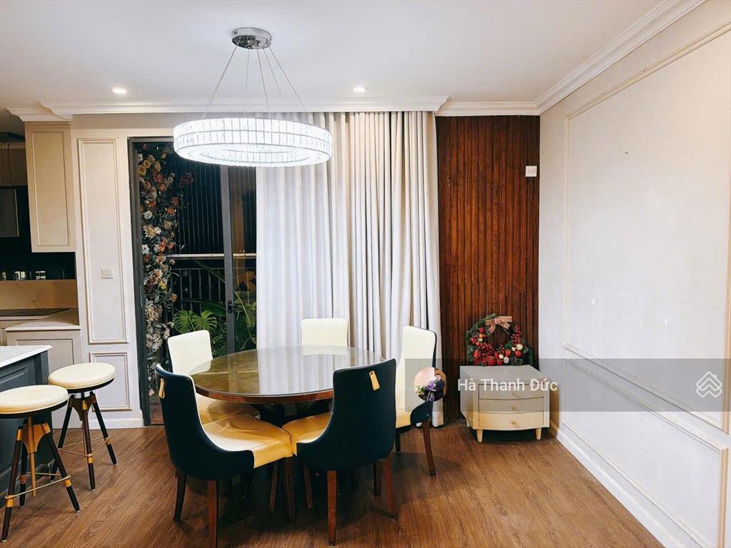 Bán nhanh trong tuần căn 3n2wc 98m view bể bơi giá tốt