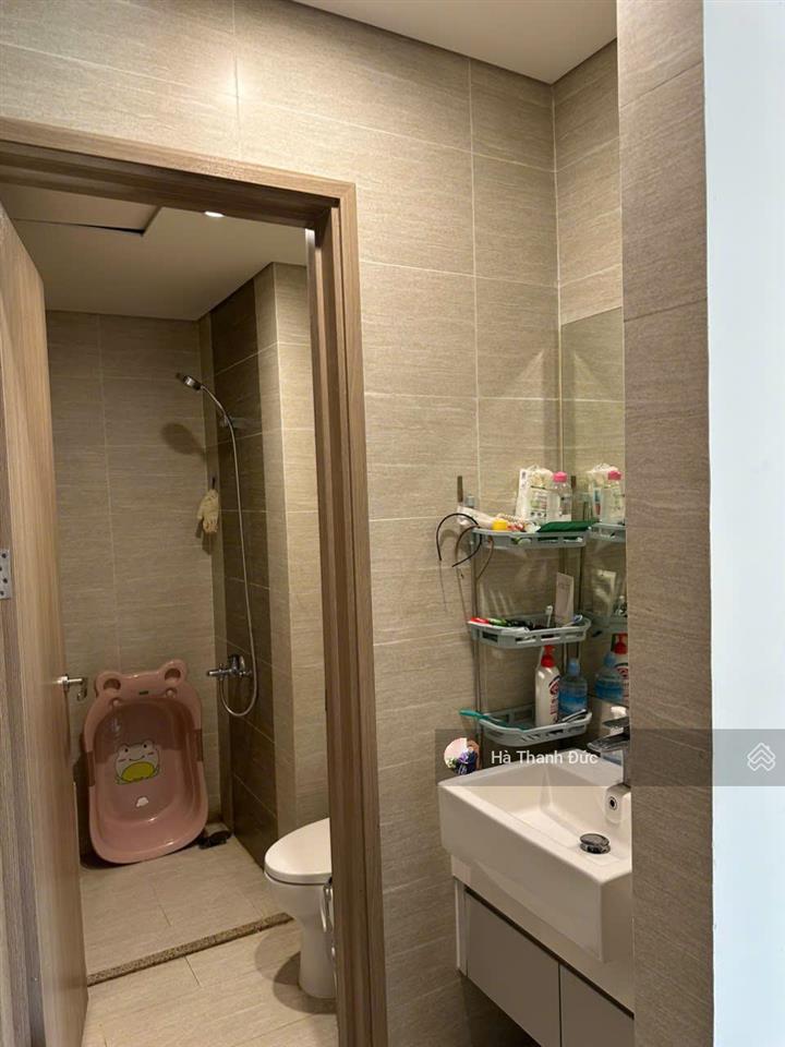 Chính chủ gửi bán căn hộ 2n1wc 55m2  tòa s2.10 có lễ tân