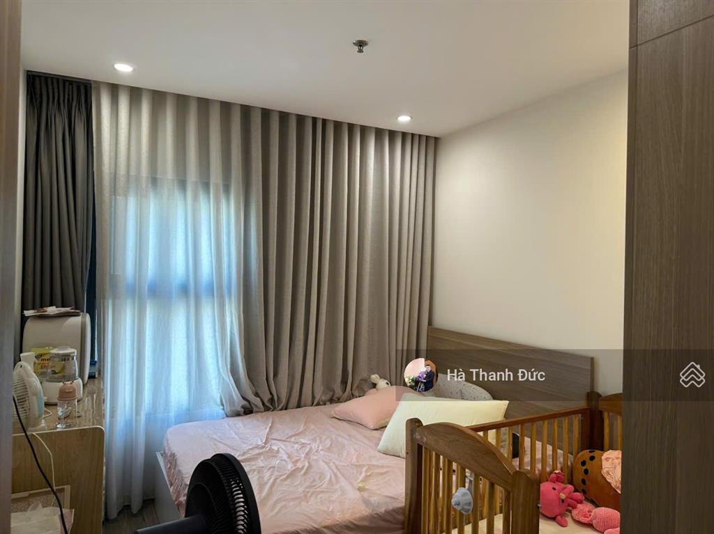 Chính chủ gửi bán căn hộ 2n1wc 55m2  tòa s2.10 có lễ tân