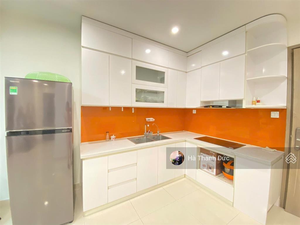 Chính chủ gửi bán căn hộ 2n1wc full đồ, sẵn sổ, giá 2.95 tỷ