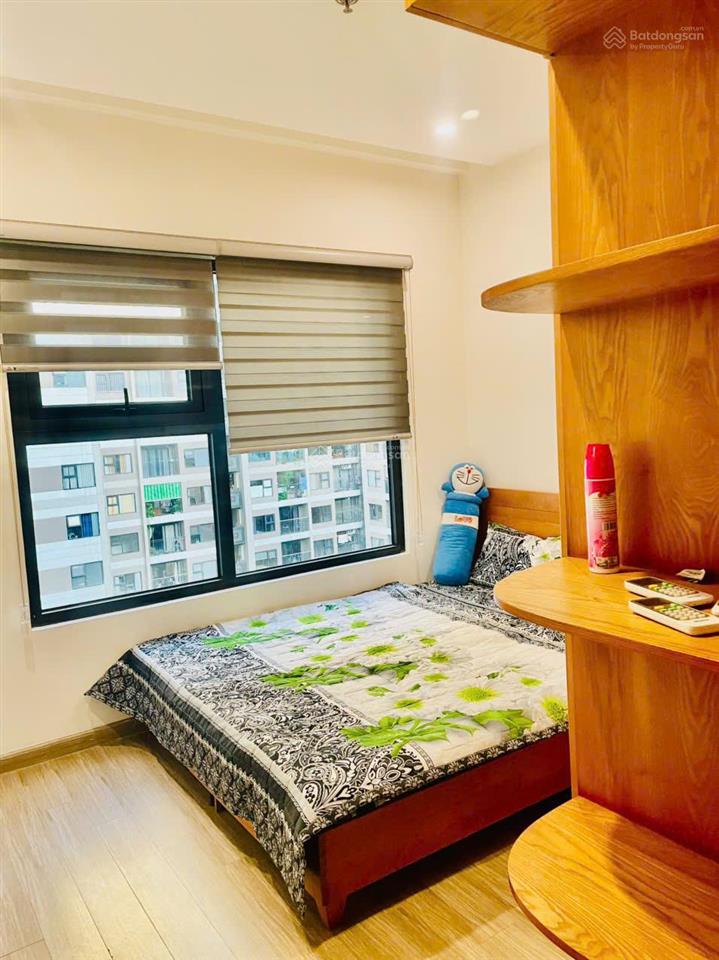 Chính chủ cần bán nhanh căn góc 2n2wc 65m full nội thất, giá chỉ 3.5 tỷ!
