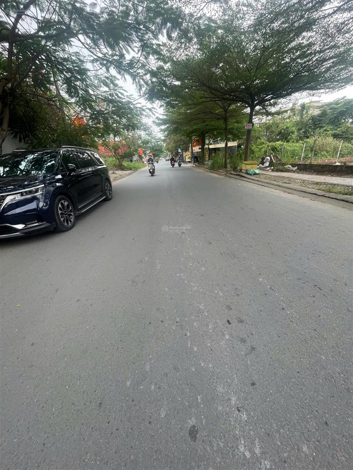 Thiện chí bán khuôn đất mt bát nàn  23x13m  đoạn đẹp  1h+5t  giá chỉ 31 tỷ còn thương lượng