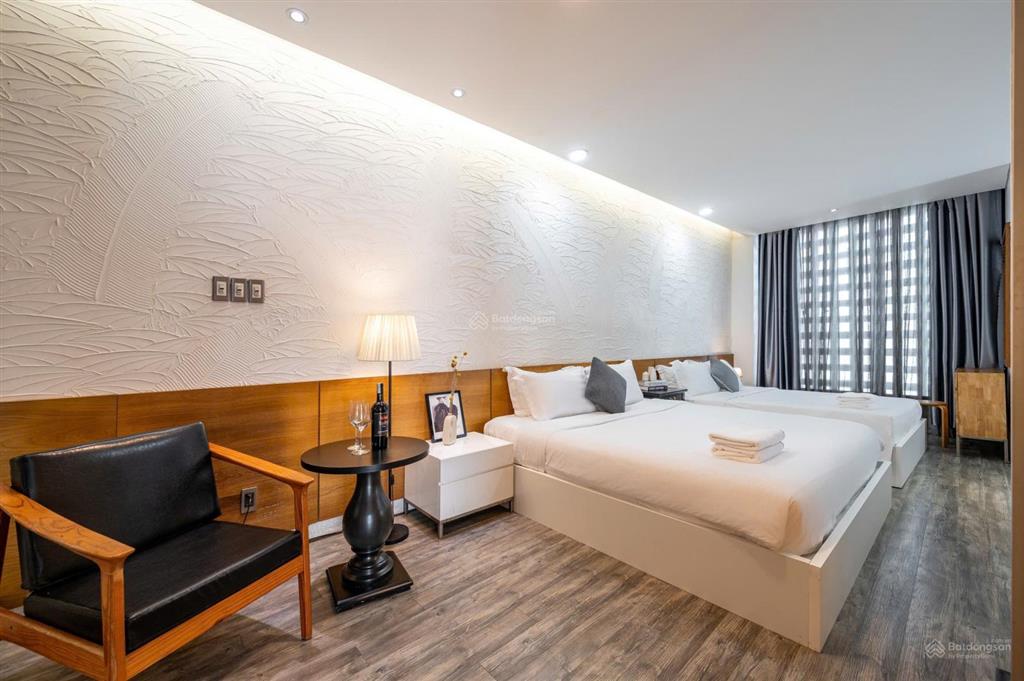 Cần bán gấp căn nhà mt trương văn bang  đoạn đẹp  5x21  4 tầng  giá 28 tỷ còn thương lượng
