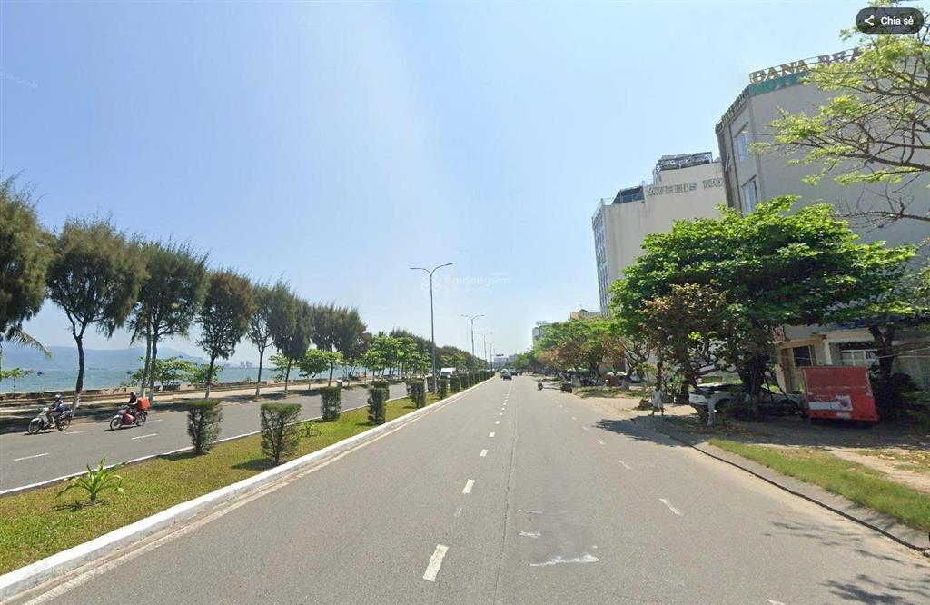 Cần tiền bán nhanh tòa nhà văn phòng mt nguyễn tất thành, đà nẵng  10x26  4 tầng đúc  36 tỷ tl